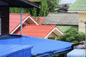 Factors You Need to Consider When Choosing the Right Residential Metal Roofing Materials