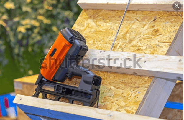 Milwaukee roofing nailer