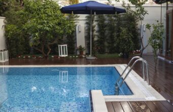 Modern Pool Design Ideas That Transform Outdoor Spaces Pool Design