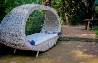 Maximizing Comfort with Stylish Outdoor Daybeds for Patios