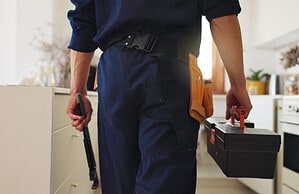 Reasons You Should Hire Local Plumbers Instead of DIY Repairs
