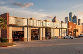 Overhead Doors in Houston: What Commercial Properties Need to Know